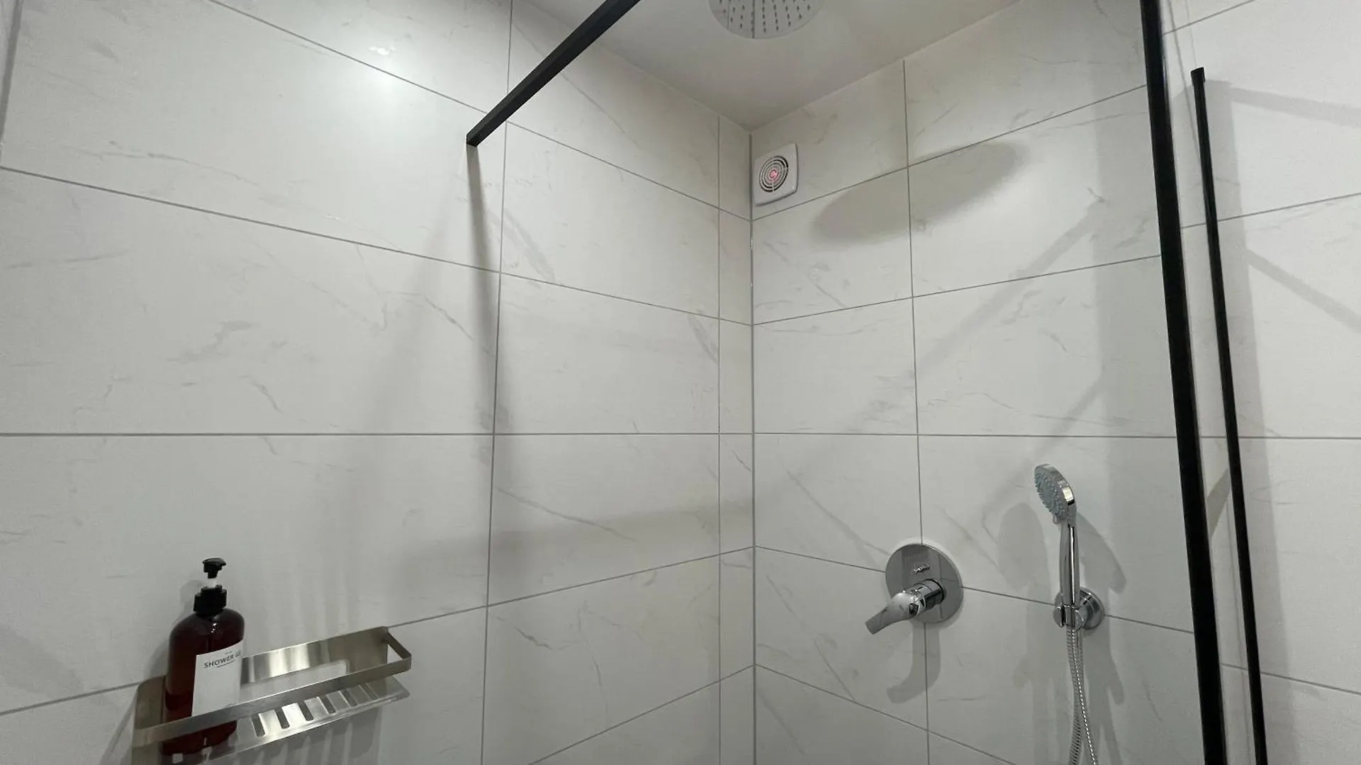 Urban Bliss Newly Renovated Apartment Nuremberg